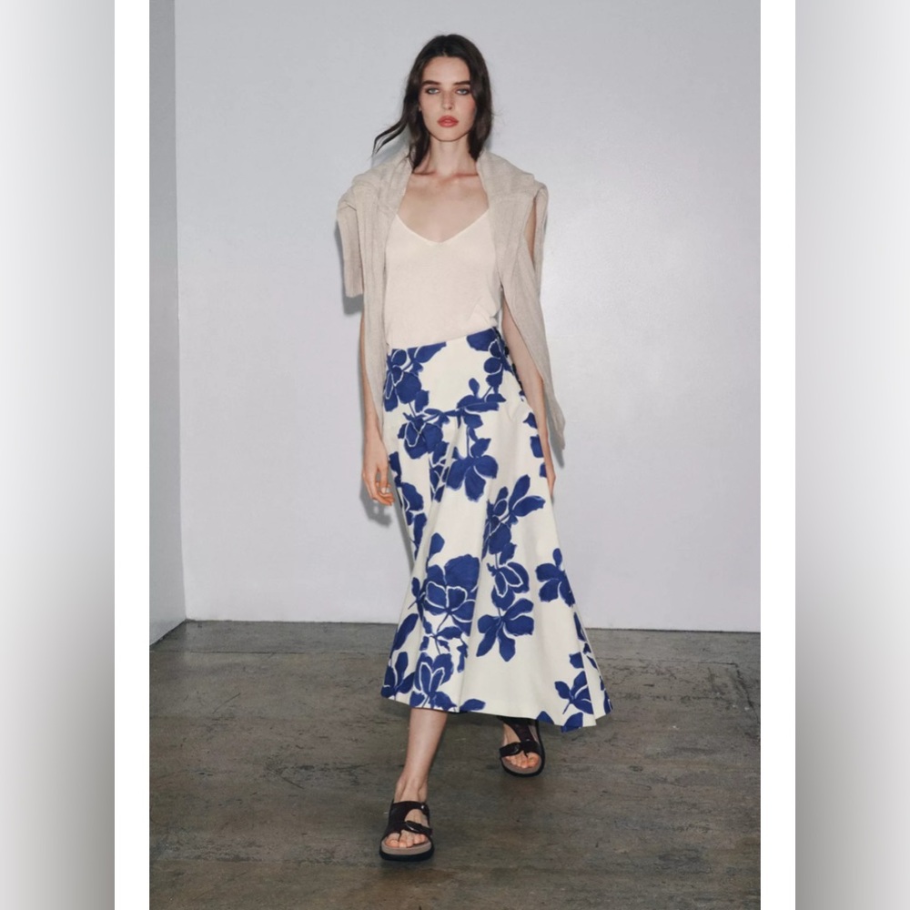 Zara ZW Collection Floral Midi Skirt Size Large NWT